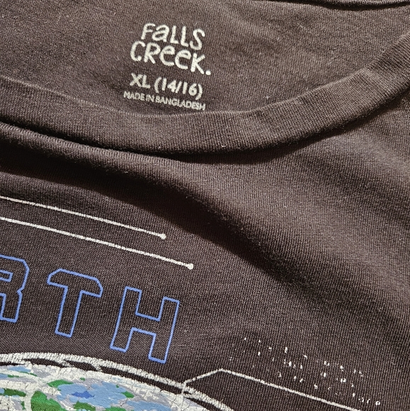 Boys space shirts - Picture 3 of 7